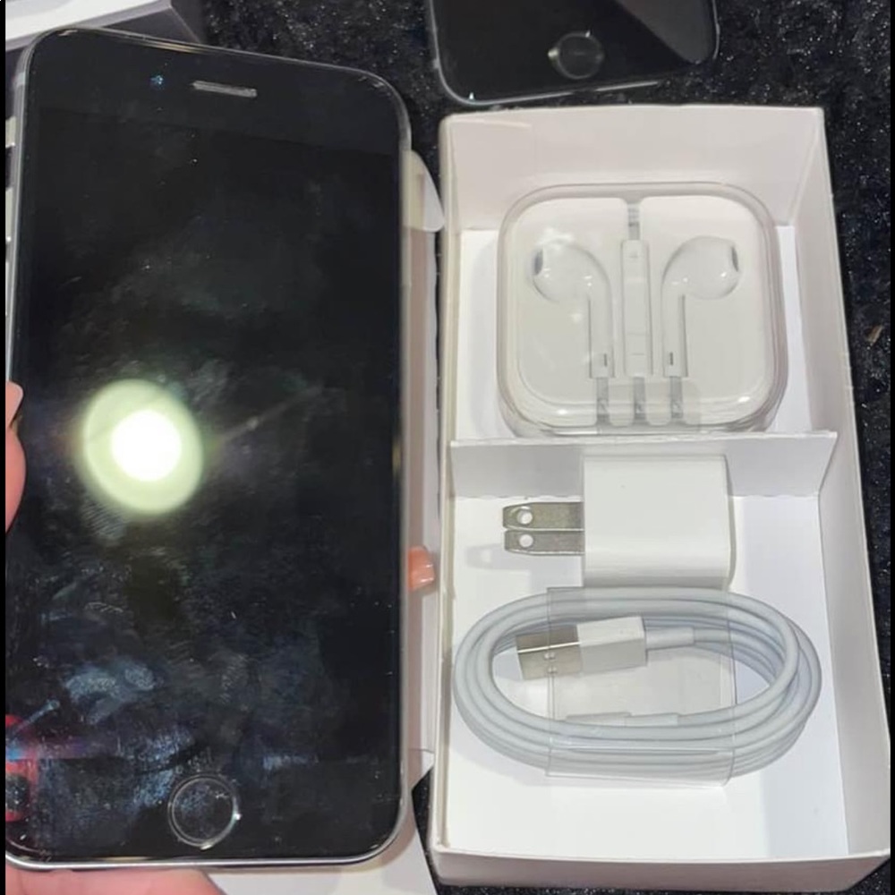 unlocked iphone 6 64GB